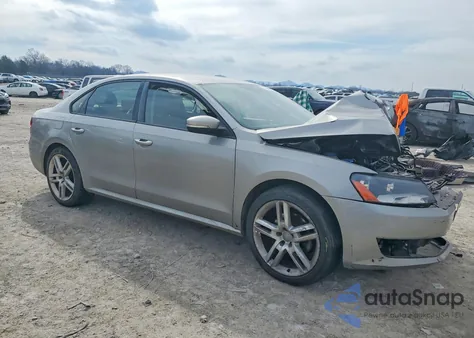 2014 Volkswagen Passat S z USA, uszkodzony, nr VIN 1VWAS7A32EC033391